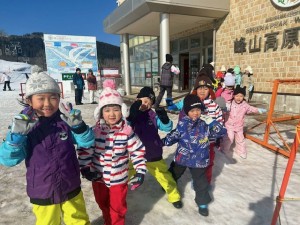 雪遊び　しろぐみ（5歳児）